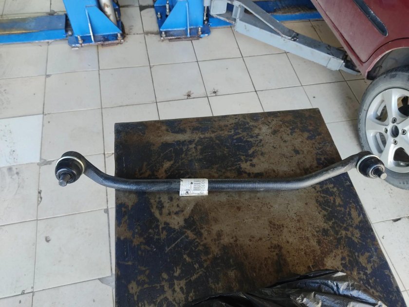 Рулевая тяга Нива Шевроле Фам 1