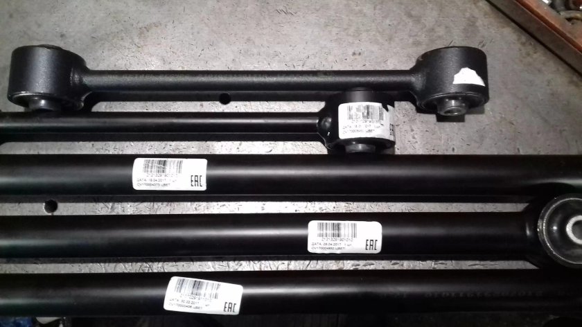 Задние реактивные тяги Нива Шевроле