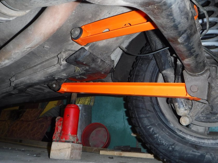 Тяги заднего моста Нива Шевроле