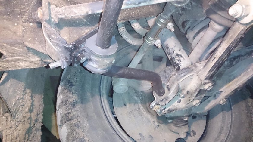 Стабилизатор поперечной устойчивости Нива 21214