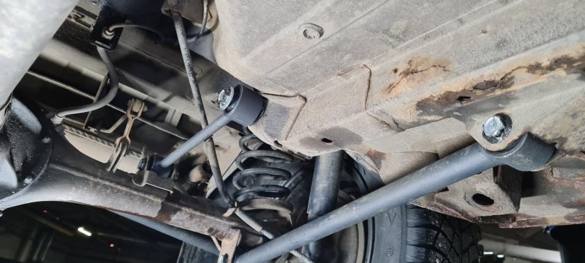 Реактивная тяга нива шевроле