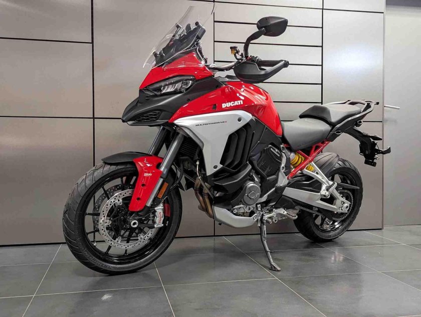 Мультистрада v4