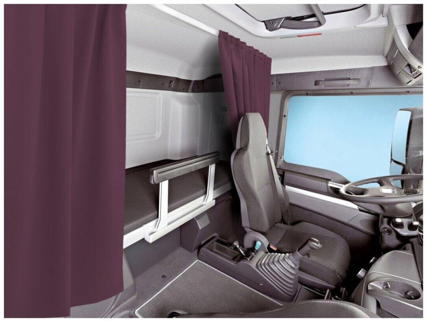 Шторы на спальник КАМАЗ 5490