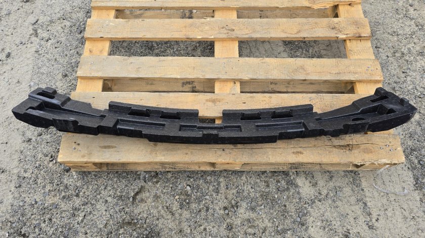 Абсорбер бампера переднего