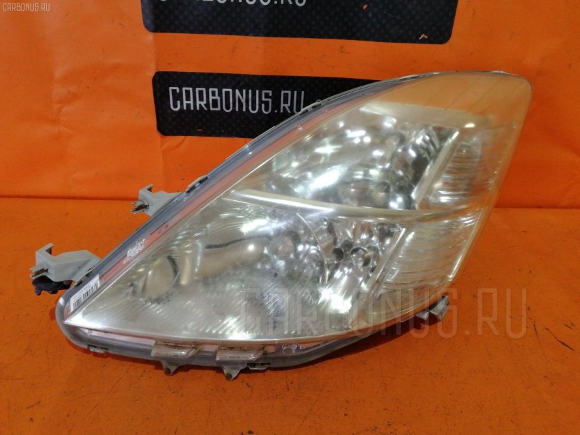 Isis Toyota фары