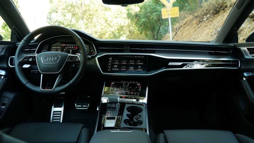 Audi rs7 2022 салон