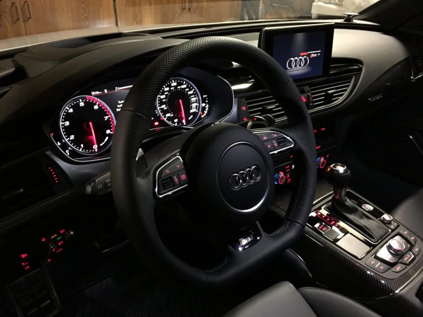Ауди рс7 салон