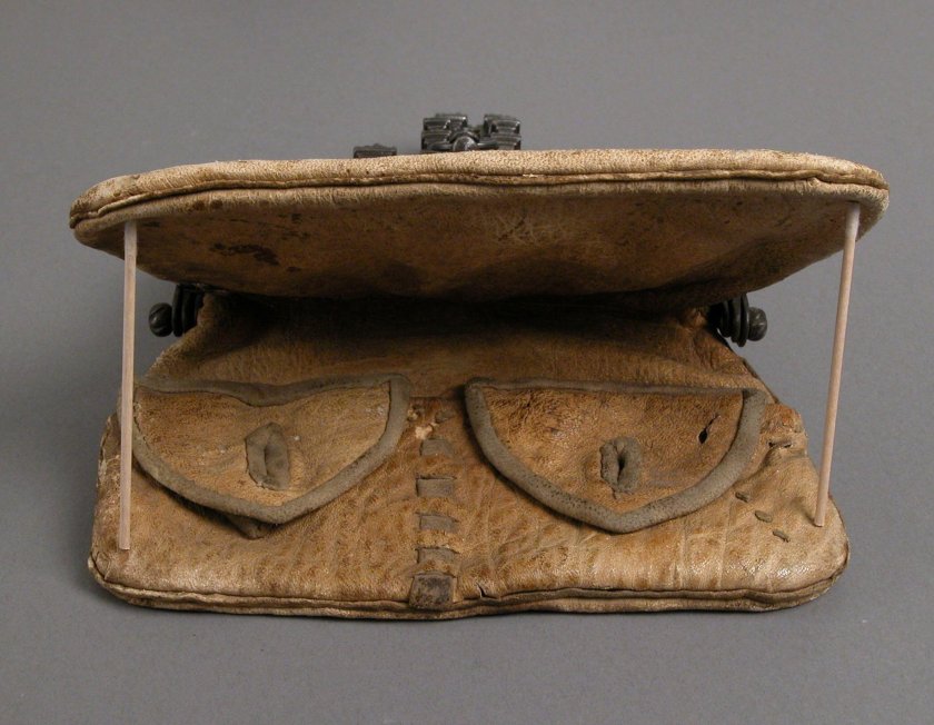 Кошель 17 века