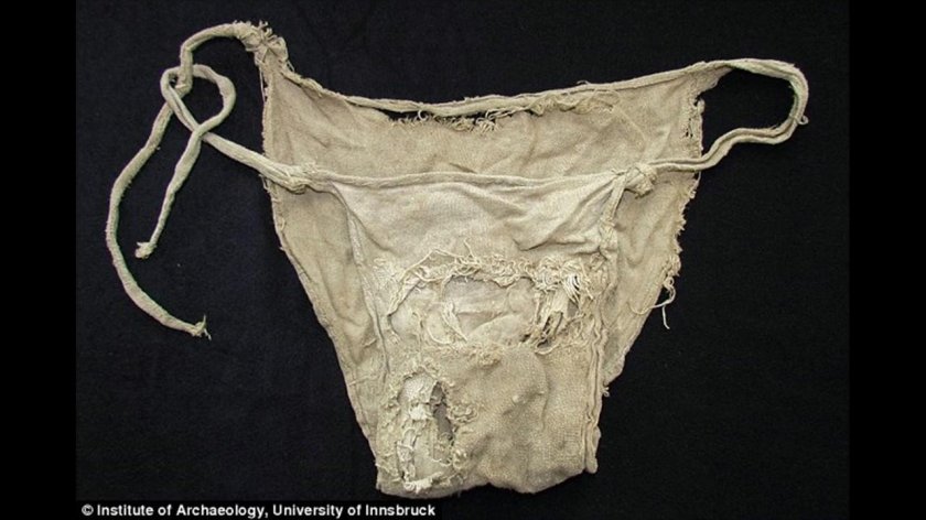 Старинные женские трусы