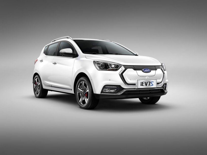 Jac электромобиль iev7s
