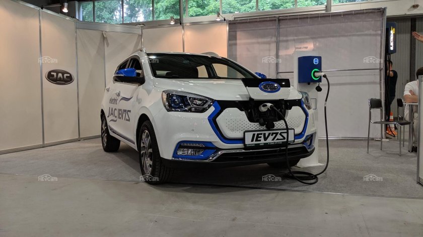 JAC электромобиль iev7s