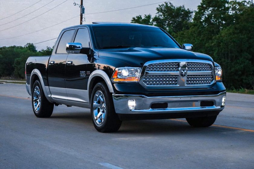 Dodge ram 1500 laramie