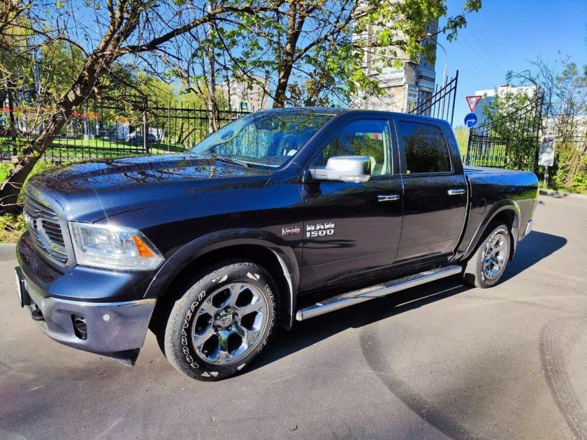 Dodge ram 1500 5.7
