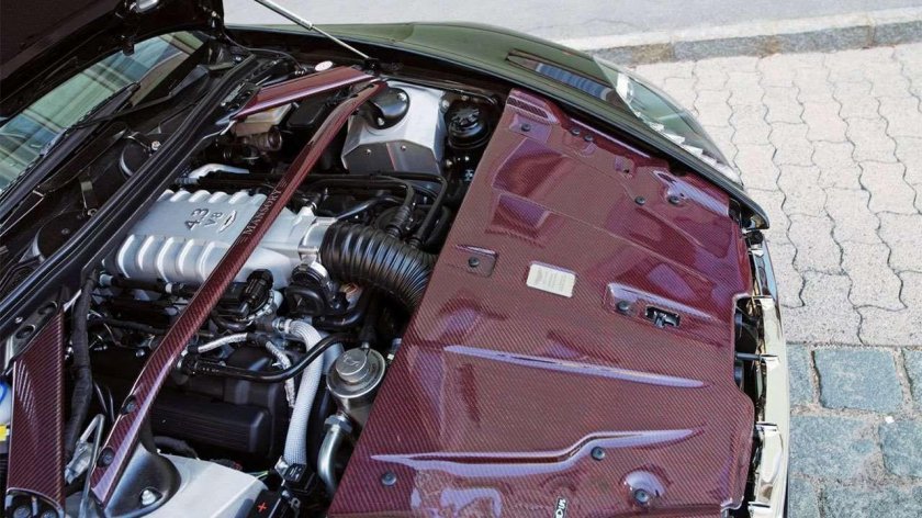 Aston Martin Vantage двигатель