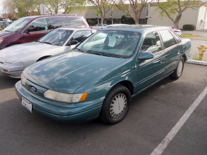 Ford Taurus 1993