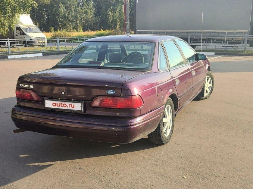 Ford taurus 1995