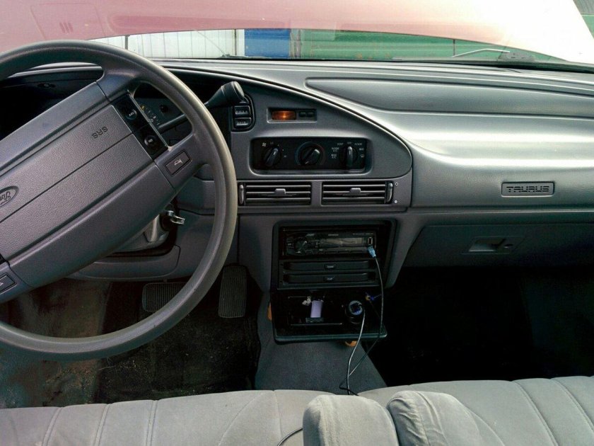 Ford Taurus 1994