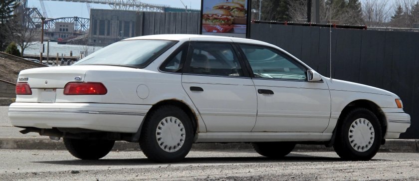 Ford Taurus 1991