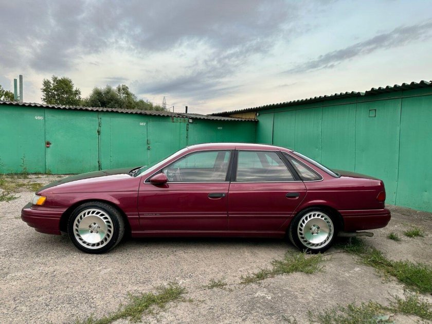 Форд Таурус 1984