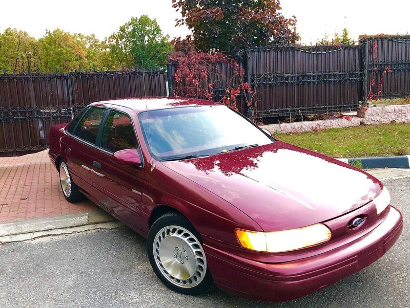 Форд Таурус 1993