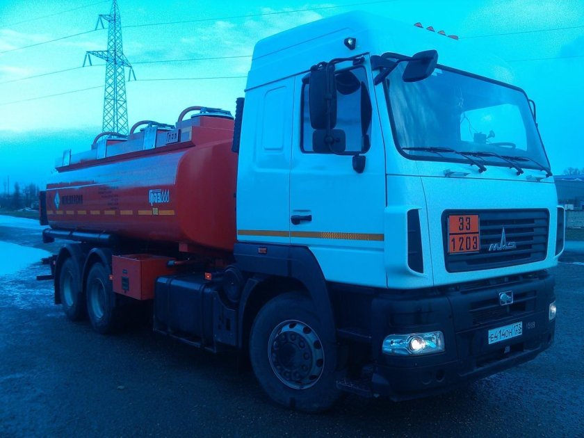 МАЗ 6312 бензовоз