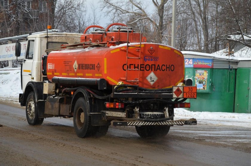 МАЗ 5337 бензовоз