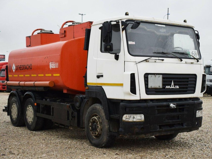 МАЗ 5340 бензовоз