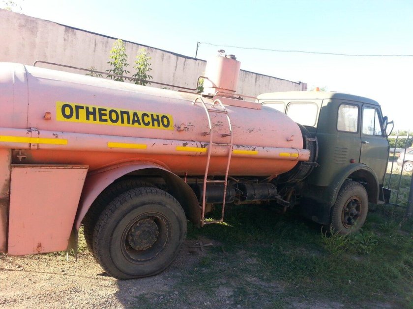 МАЗ 5334 топливозаправщик