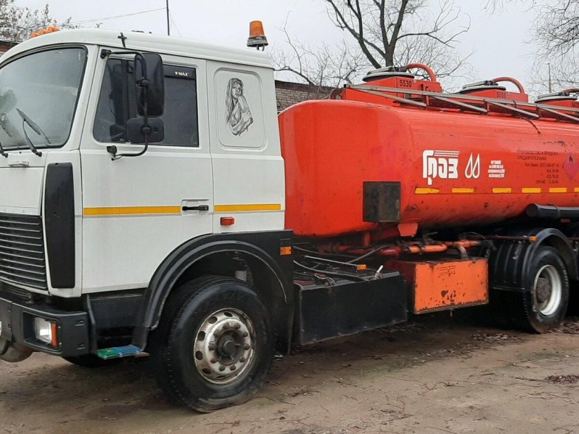 МАЗ 6303 бензовоз
