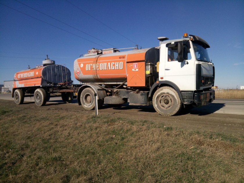 МАЗ 5337 бензовоз