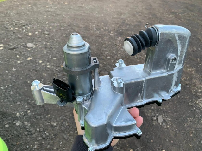 Актуатор топливный 3348442 (3347907)