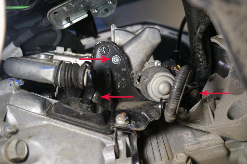 Кронштейн актуатора сцепления Веста