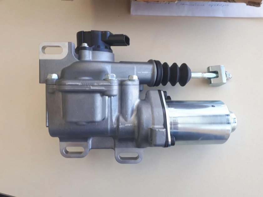 Актуатор Toyota Auris