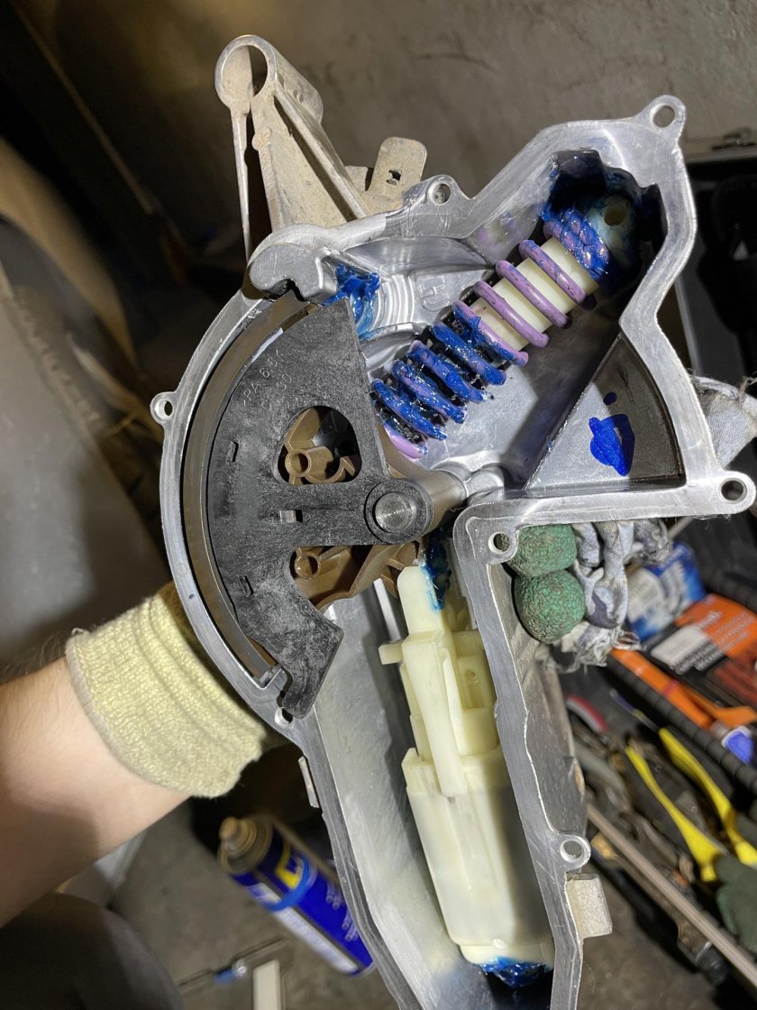 Актуатор Веста 1.8 робот