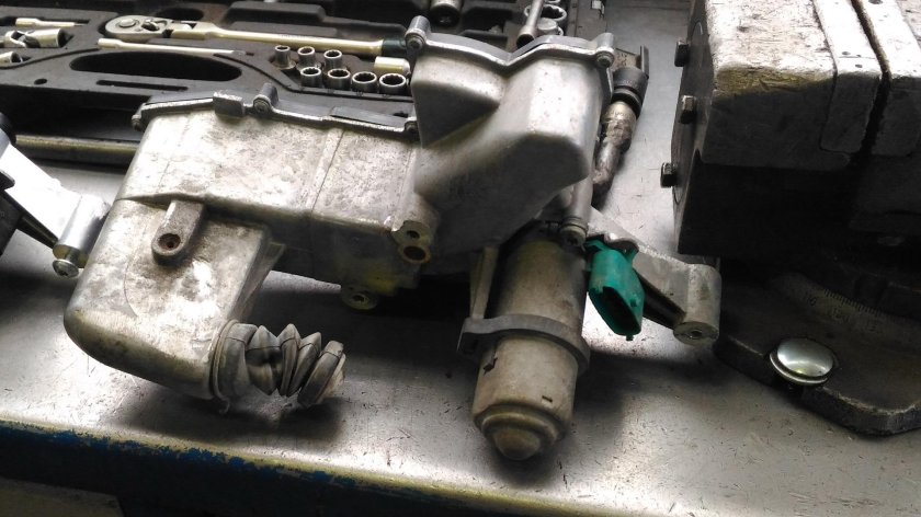 Актуатор Пежо 207