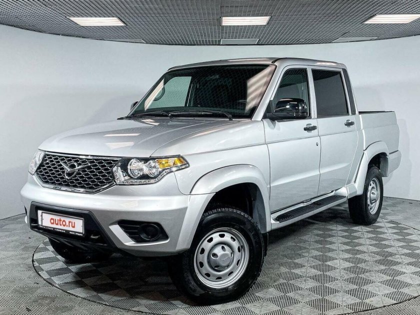 УАЗ пикап 2014