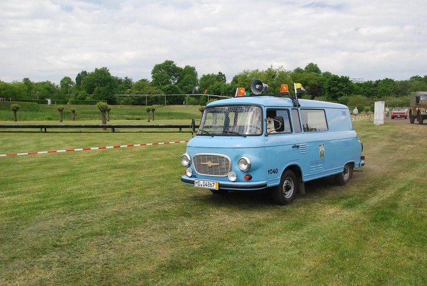 Barkas b1000 stance