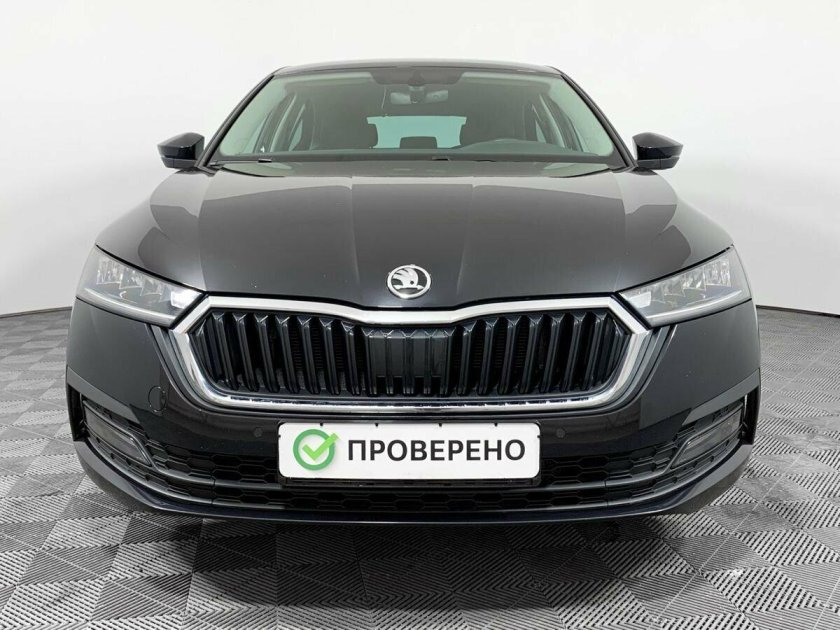 Шкода октавия новый кузов черная 2022