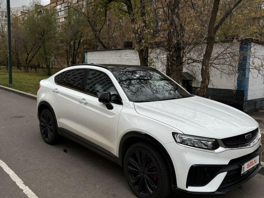 Geely tugella белая