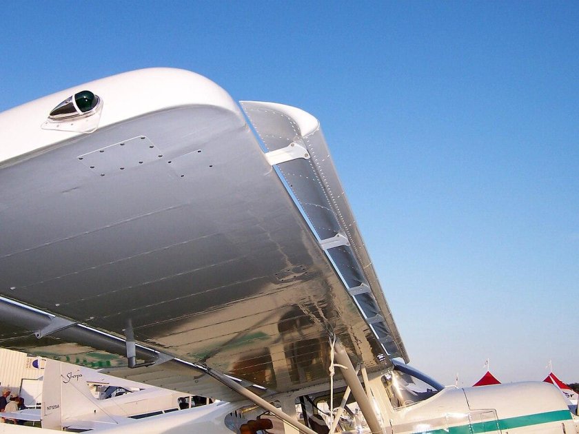 А-350 предкрылок