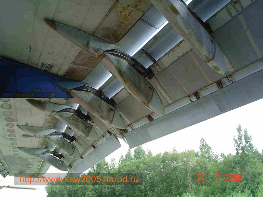 Закрылок ил 76