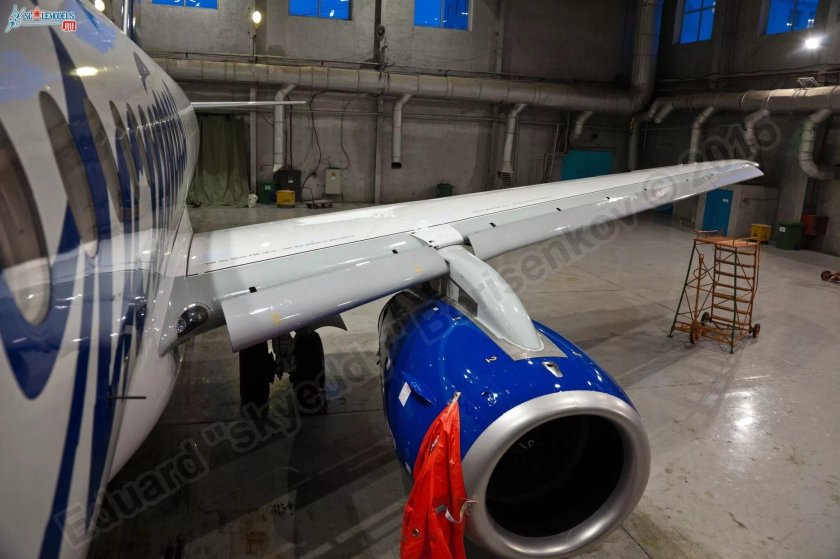 Крыло Суперджет 100