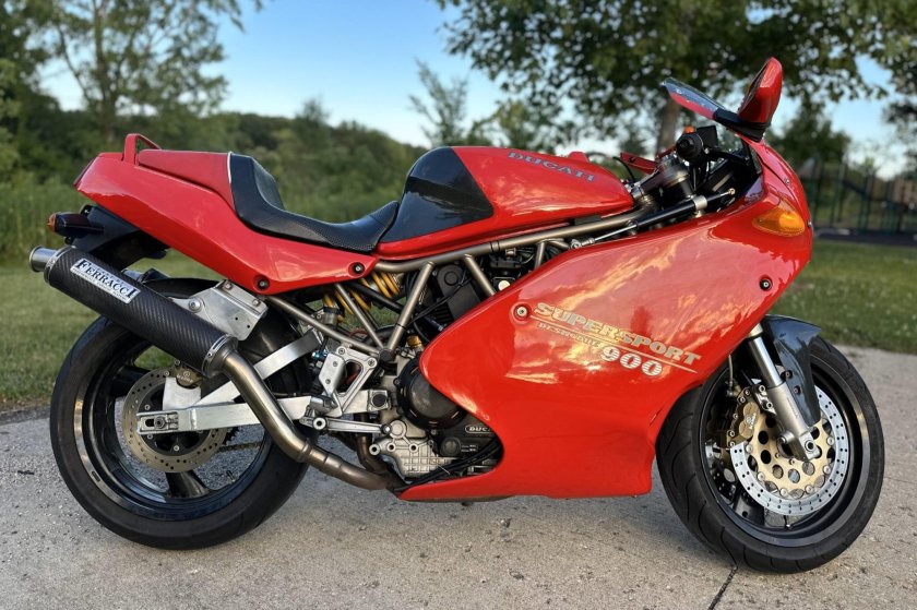 Ducati 900ss