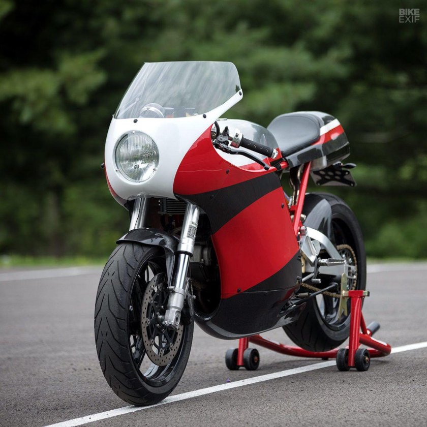 Ducati Supersport 900