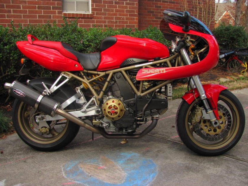 Ducati 900ss