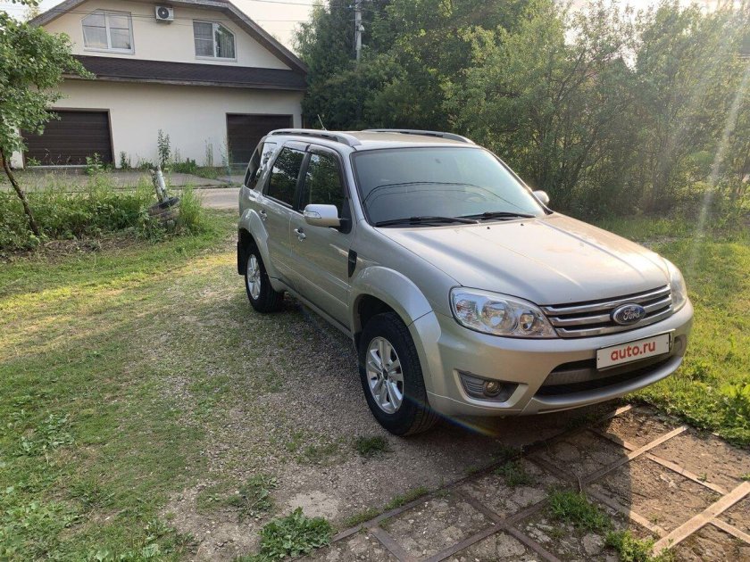 Форд Эскейп 2008 года