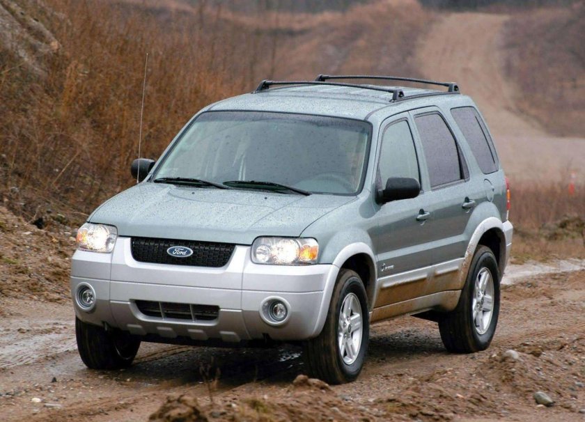 Ford Escape Hybrid (2005)