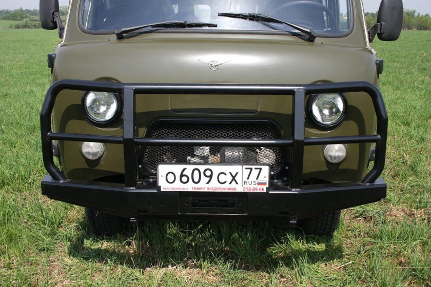 УАЗ 452 Буханка бампер