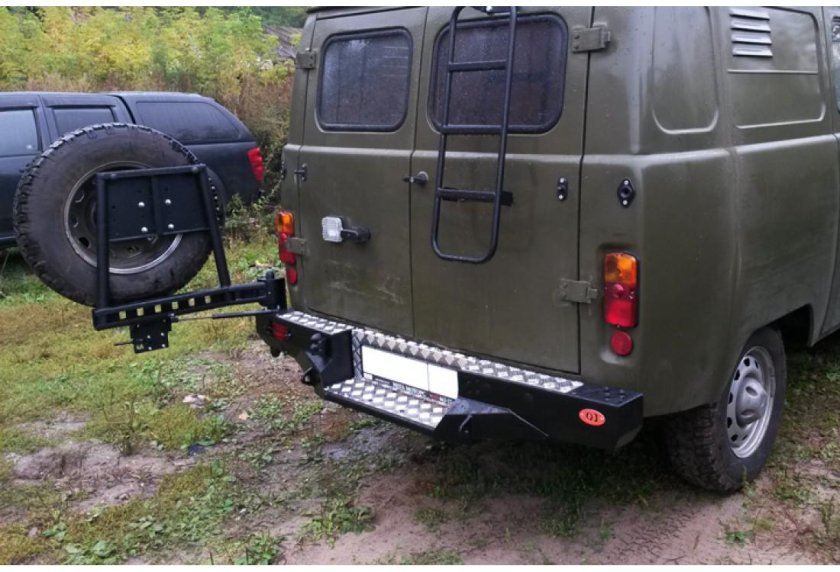 Задний бампер УАЗ 390995