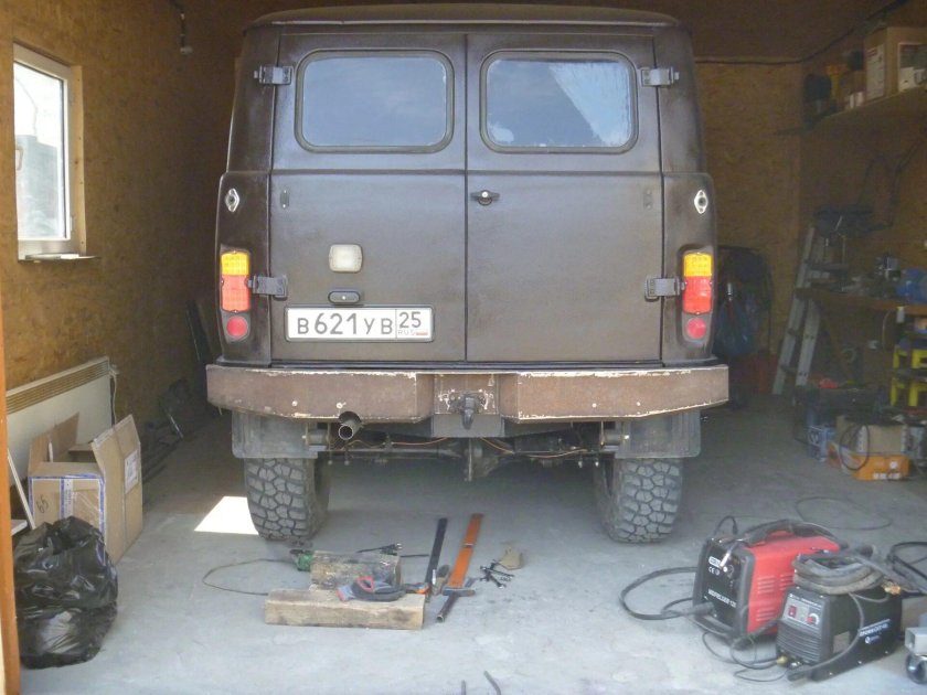 Задний бампер с калиткой УАЗ Буханка